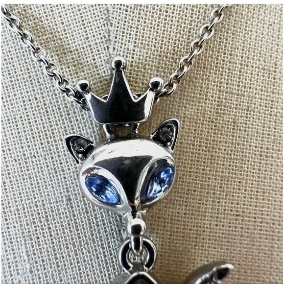 Betsey Johnson Crowned Cat Aurora Crystal Pendant Necklace - Picture 2 of 9